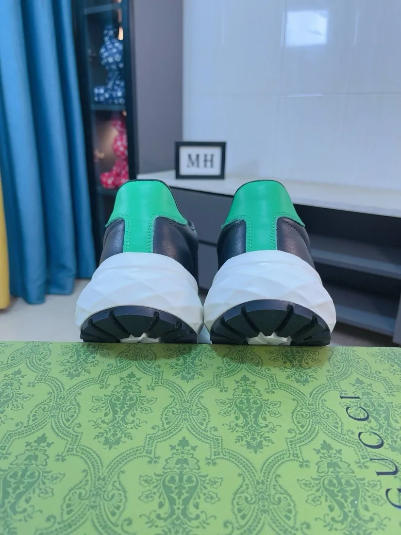 Men's shoes 💰520🌹🌹【GUCCI】pop-up casual sneakers with daddy outsole, breathable and comfortable, easy to walk, a versatile style for trendy men, upper with cowhide edge and outsole with 3D upper printing➕genuine leather lining➕Gucci's popular original outsole, sports and running style, super comfortable. Code number 38-44